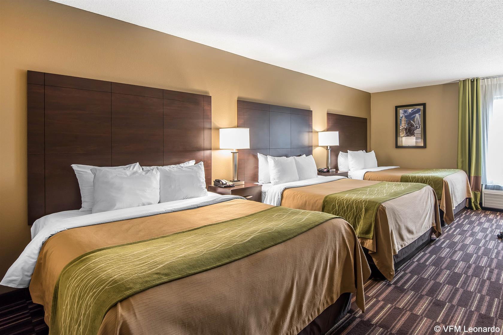 Comfort Inn & Suites Kansas City - Northeast Exterior foto
